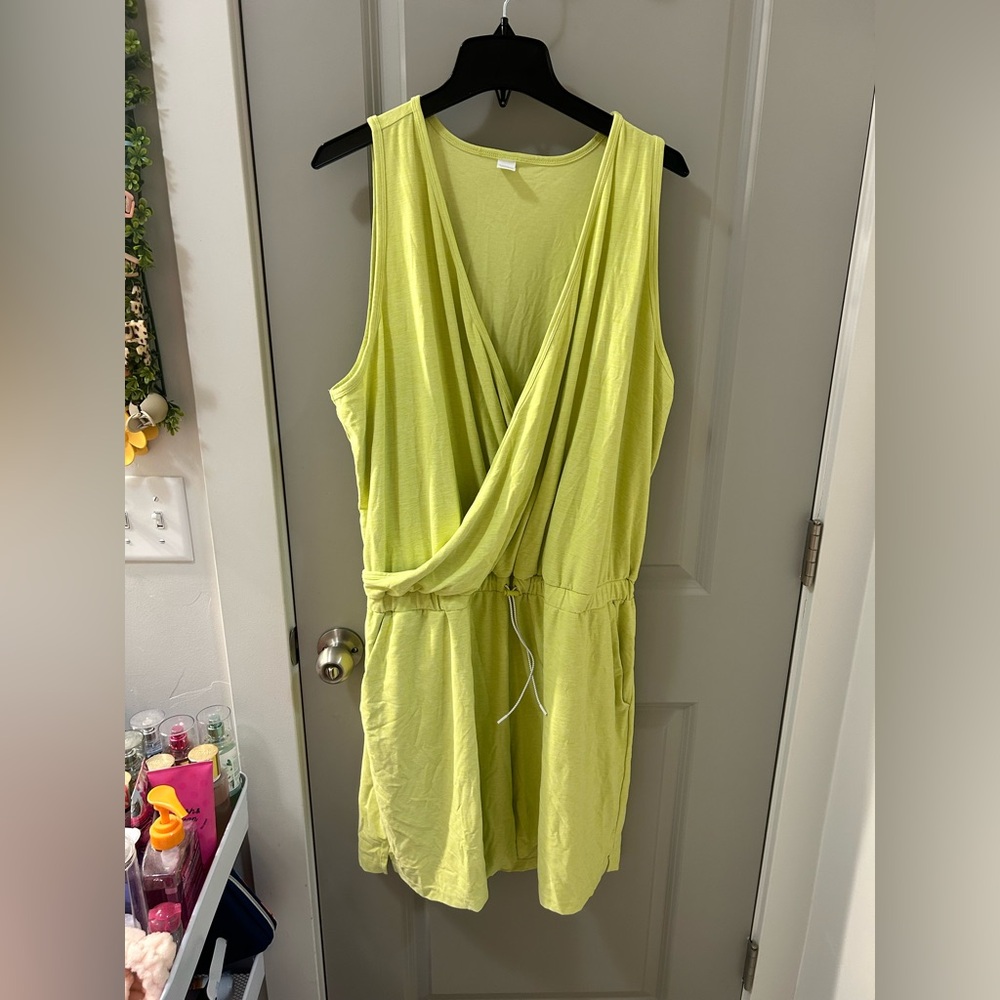 Women’s Old Navy Athletic Romper XXL